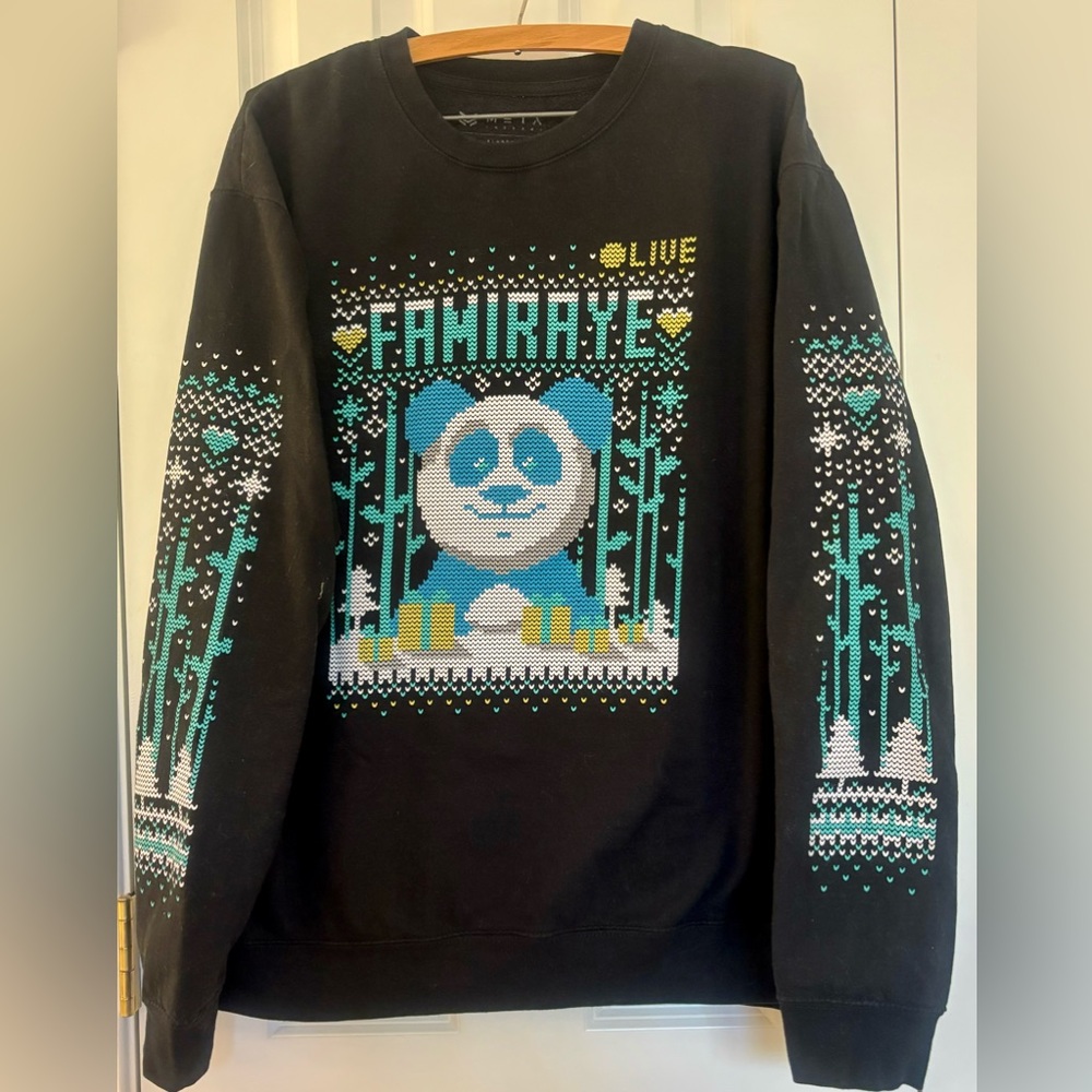 Alexia Raye Sweatshirt unisex sz XL Twitch Streamer panda Famiraye gamer, Black